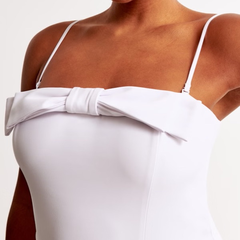 NWT! Abercrombie & Fitch Column Bow-Front Maxi Dress - Picture 2 of 3